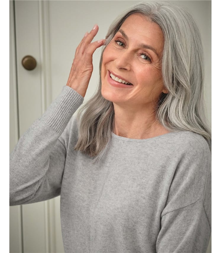 Luxurious Cashmere Boat Neck Jumper