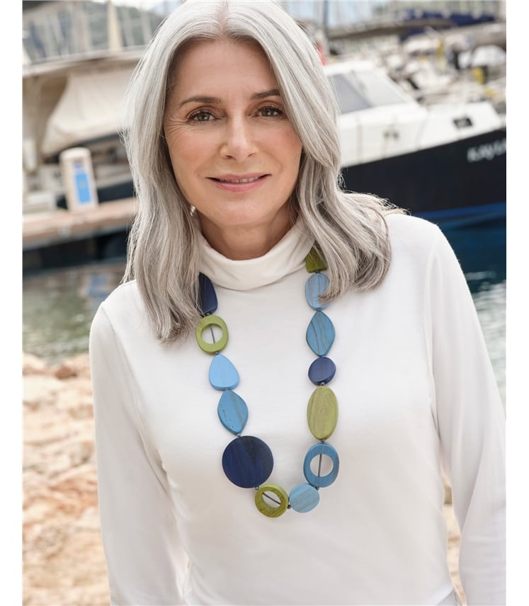 Long collier en bois