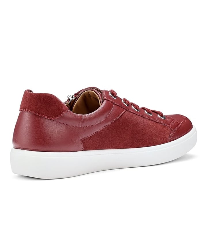 Hotter Chase II Trainers