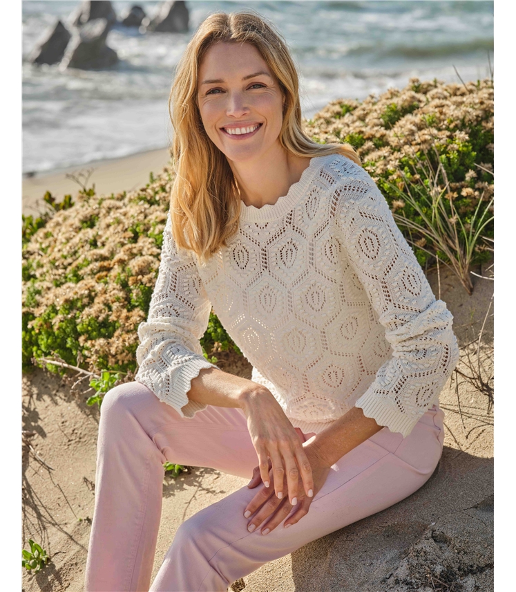 Scalloped Edge Textured Jumper