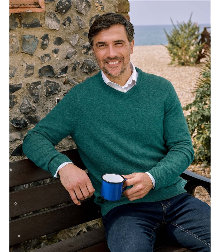 Cashmere & Merino Classic V Neck Knitted Jumper