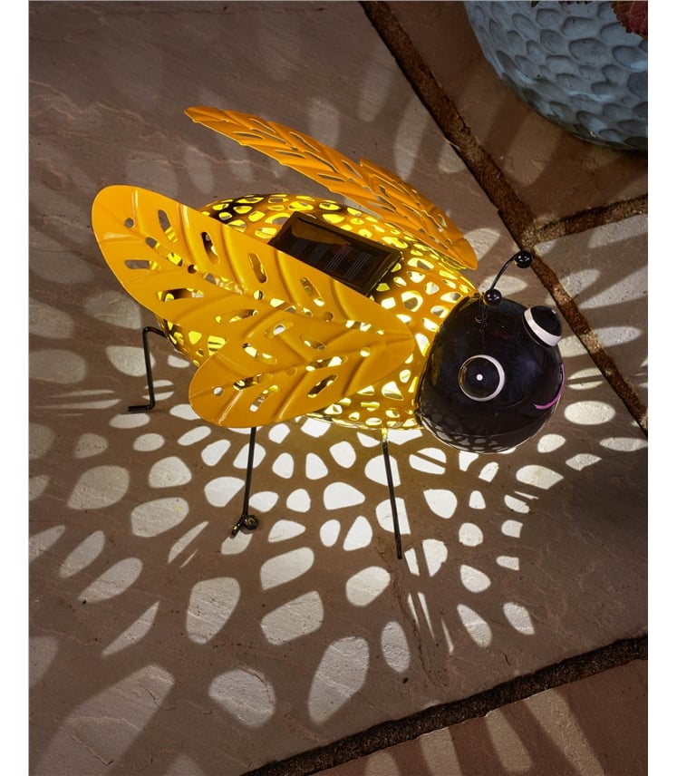 Solar Filigree Buzzy Bee Light