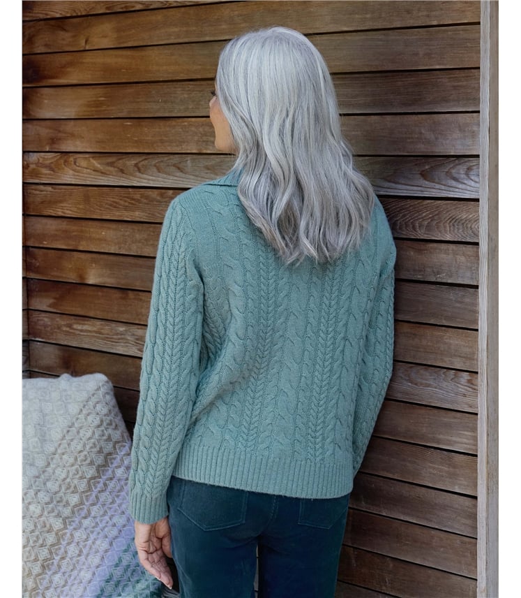 Cable Button Collar Cardigan