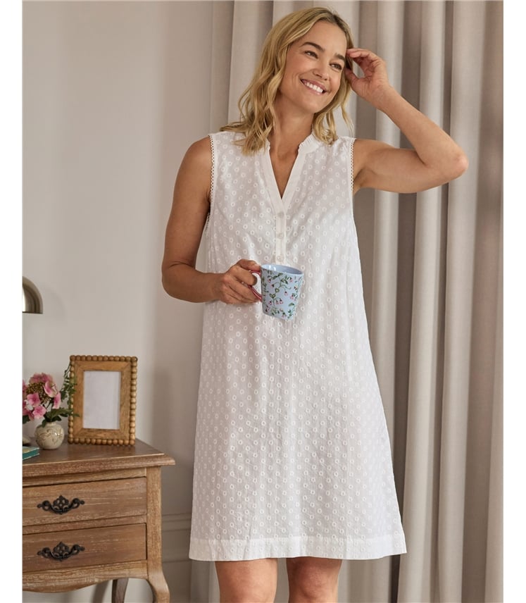 Sleeveless Frill Collar Nightie