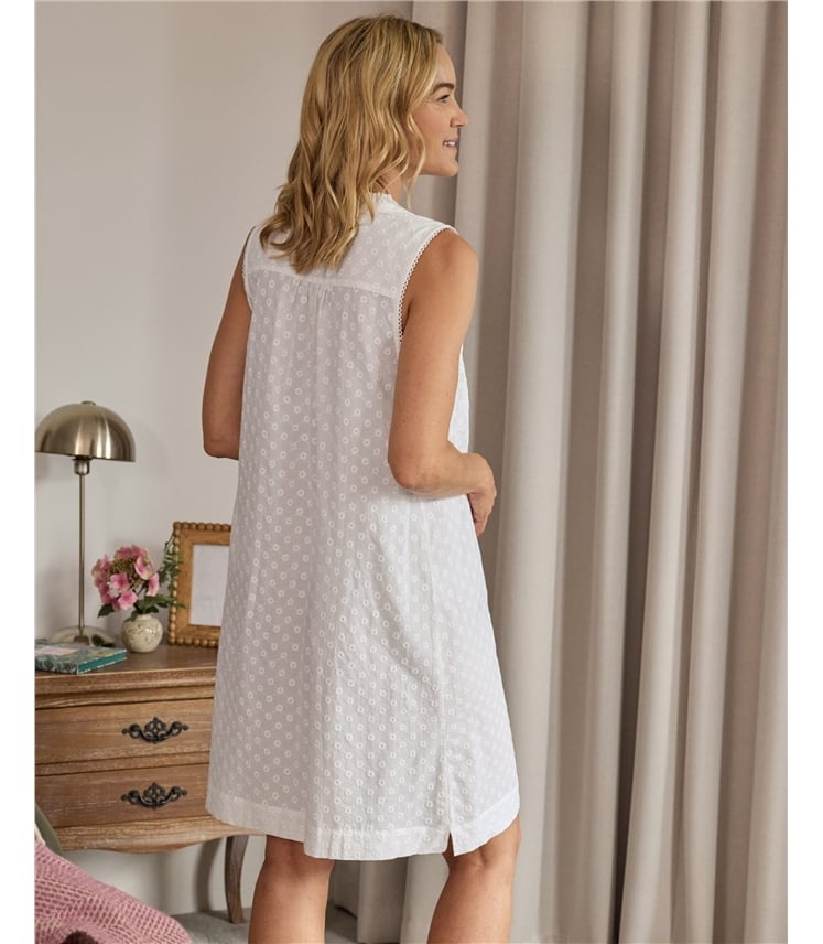 Sleeveless Frill Collar Nightie