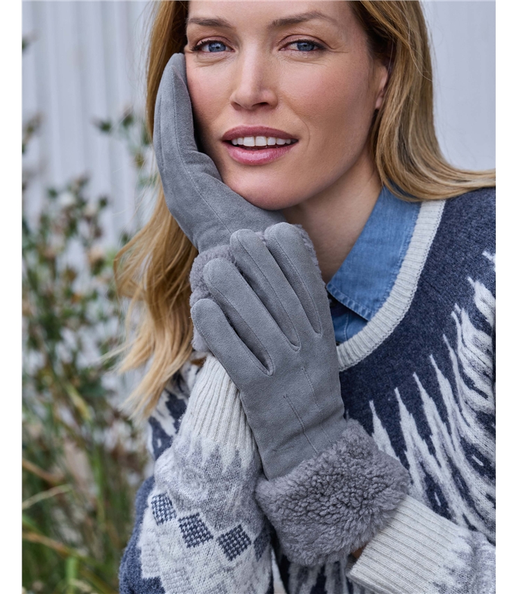 Cuffed Sheepskin Glove