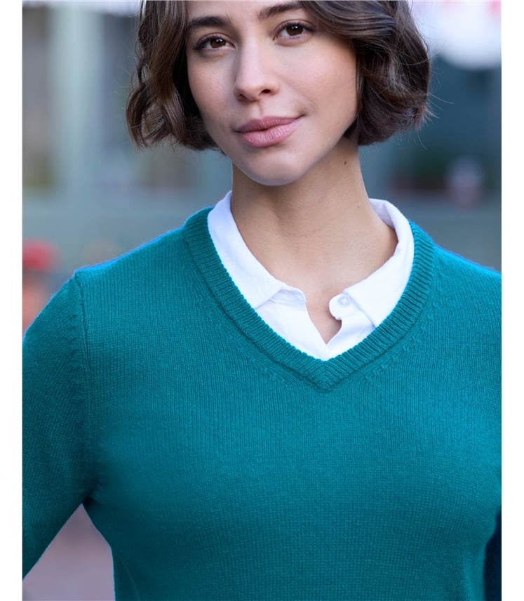 Womens Lambswool V Neck Jumper