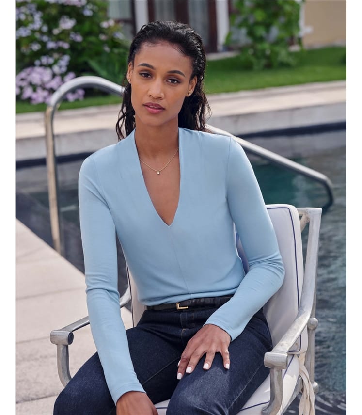 Double Fronted Soft V Top