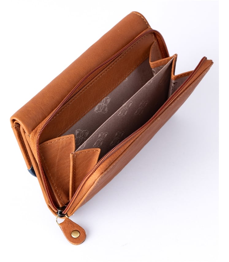 Hartsop Flapover Leather Purse