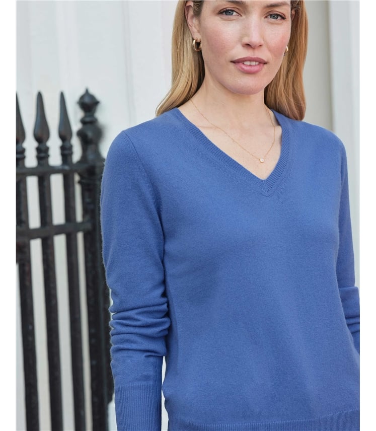 Kaschmirpullover mit V-Ausschnitt