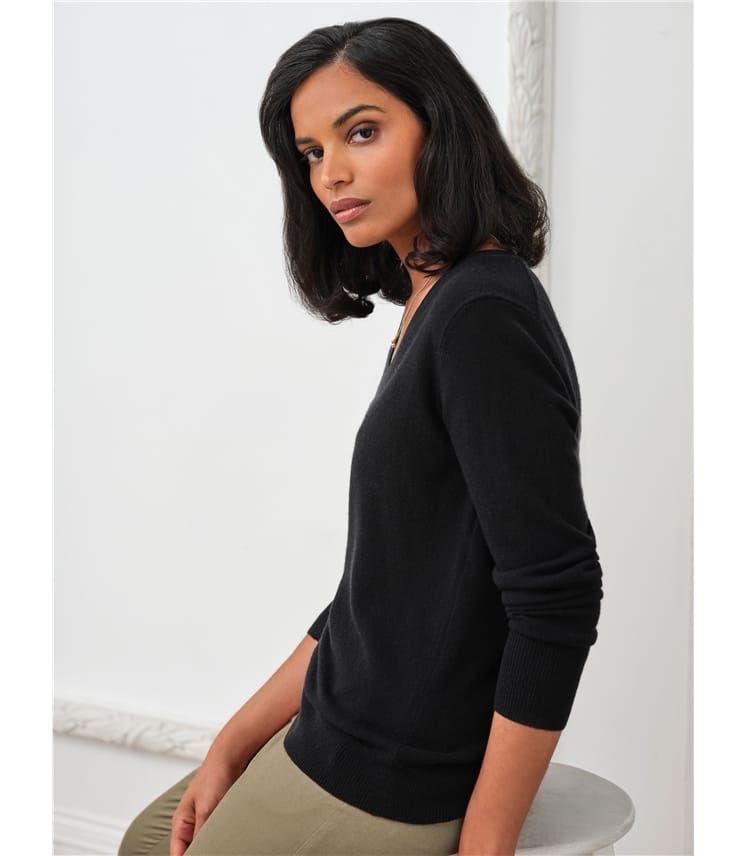 Kaschmirpullover mit V-Ausschnitt