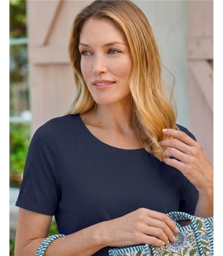 Shirt mit tiefem Ausschnitt aus Bio-Baumwolle