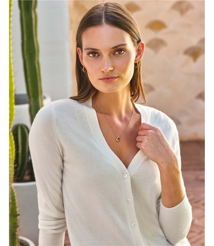 Kaschmir Strickjacke mit V-Ausschnitt