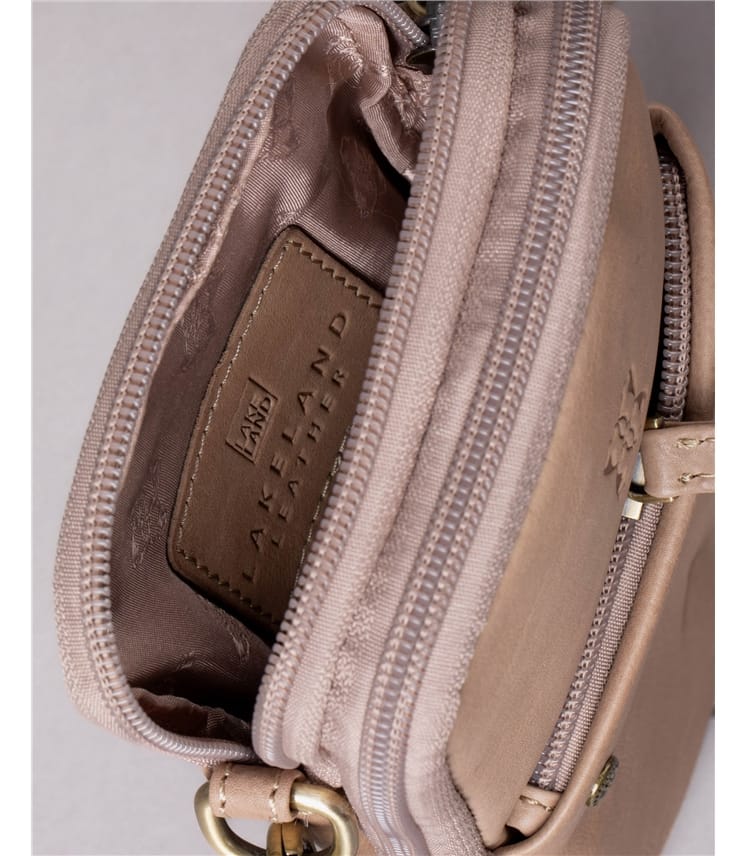Harstone Leather Travel Bag
