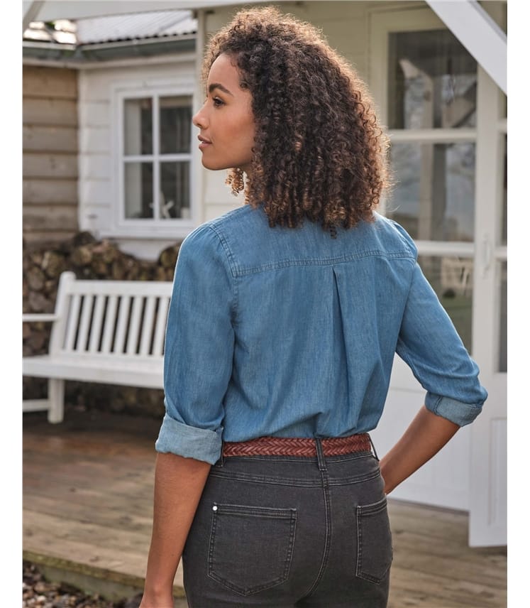 Chemise en jean classique boutonnée