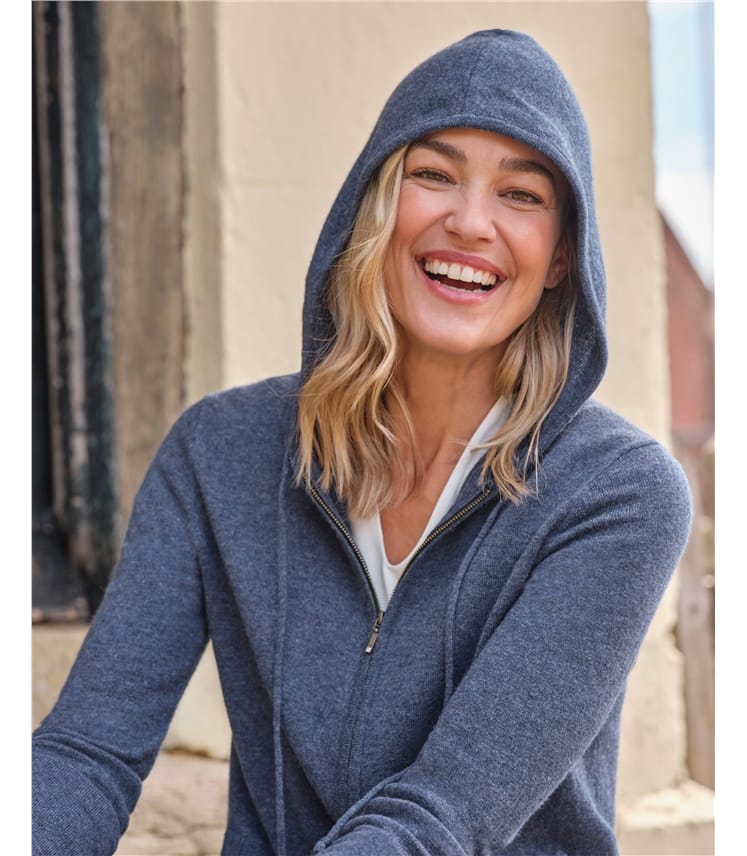 Cardigan capuche femme sale