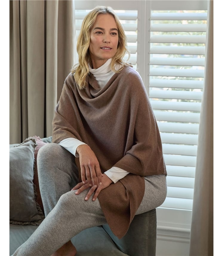 Luxuriöser Poncho aus reinem Kaschmir