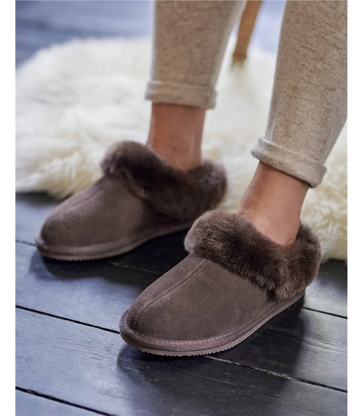 Suede on sale slippers womens