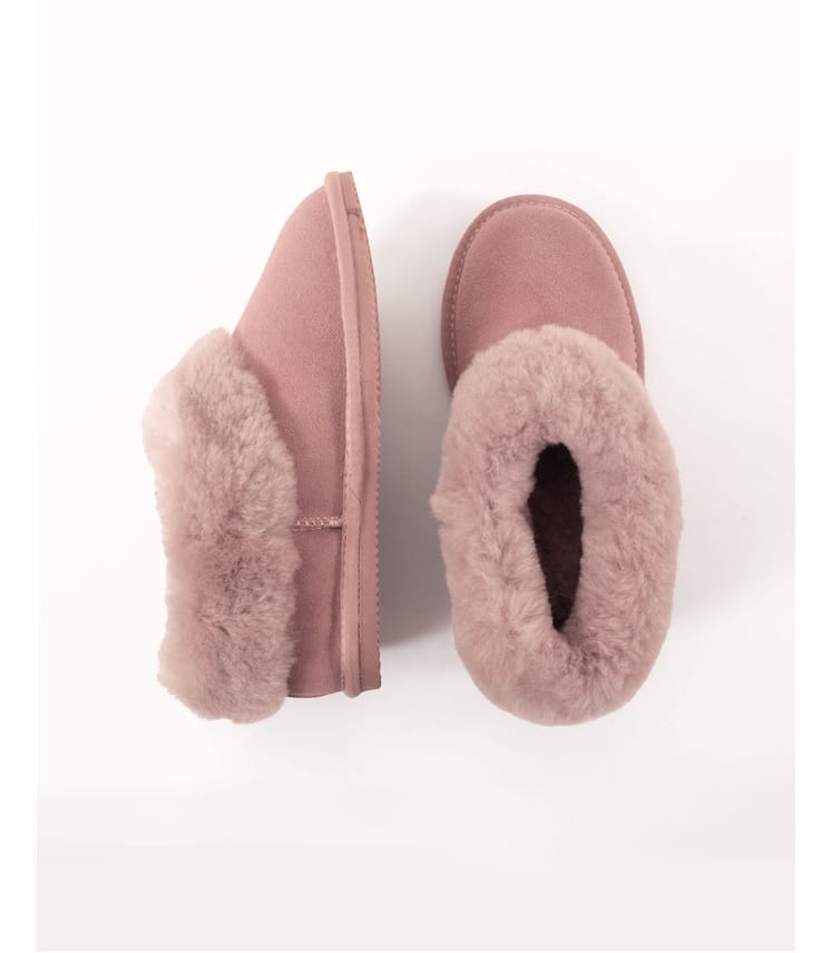 Womens Short Sheepskin Slipper Boot