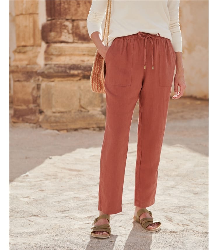 tapered wide leg trousers