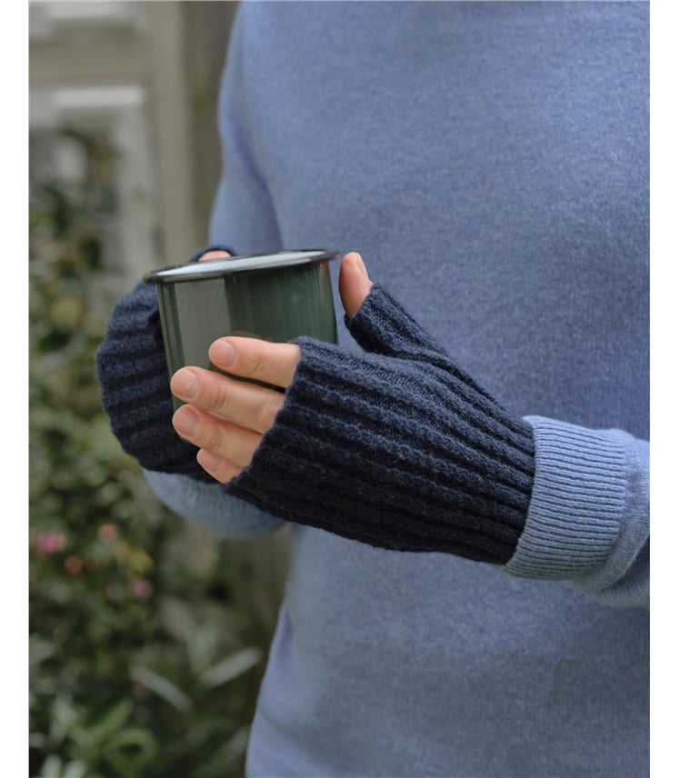 Mens Cable Fingerless Glove