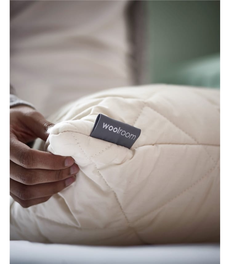 Deluxe Standard Wool Pillow