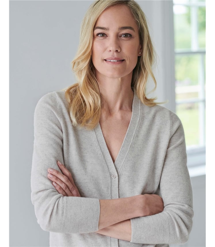 Kaschmir Strickjacke mit V-Ausschnitt