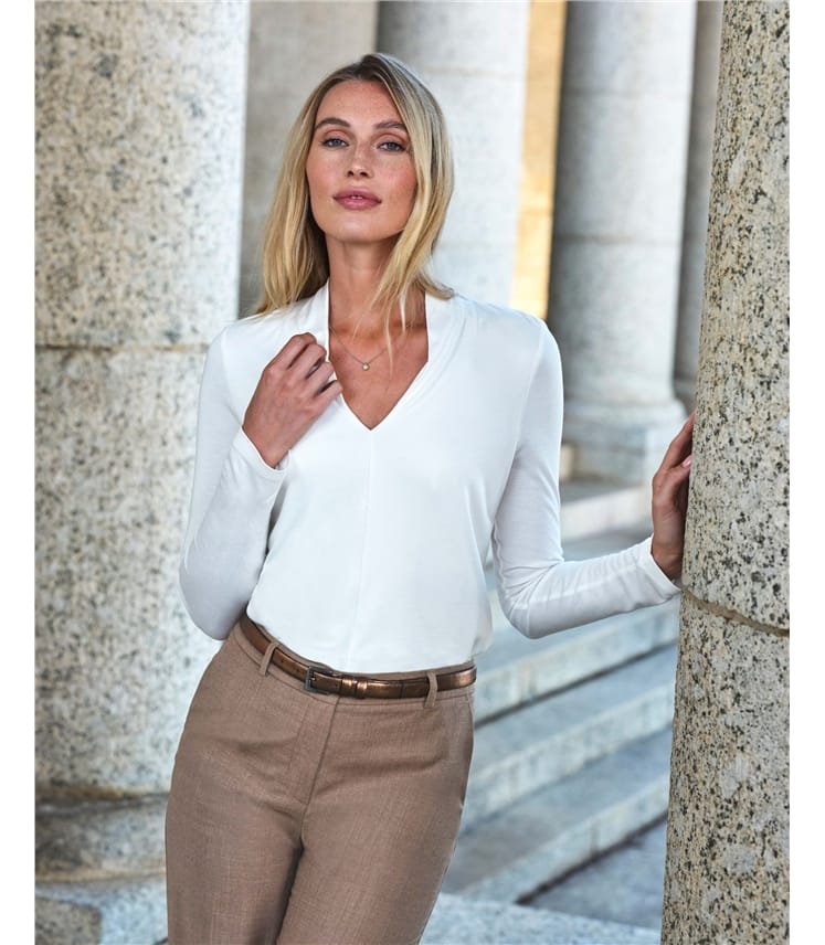 Double Fronted Soft V Top