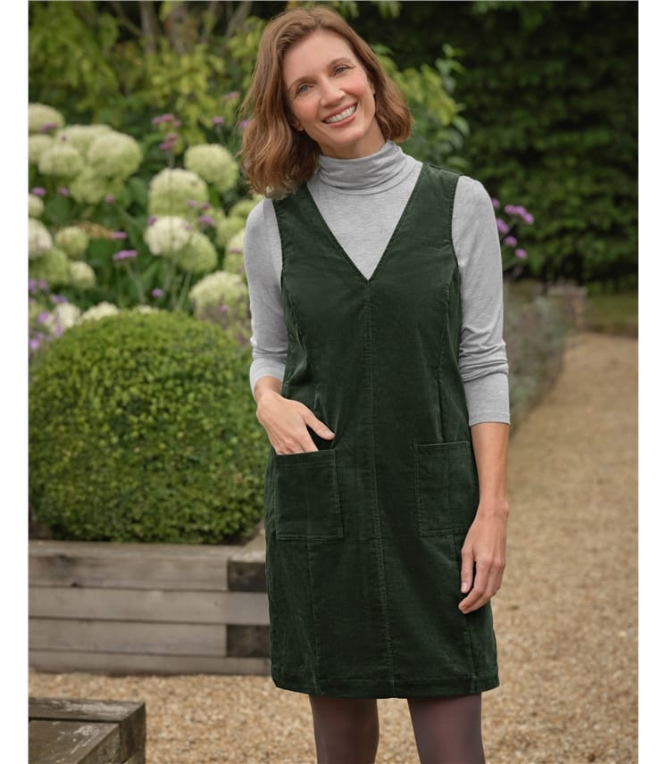 V-Ausschnitt-Trägerkleid aus Stretchcord