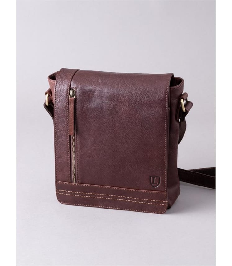 Brown | Keswick Medium Leather Messenger Bag | WoolOvers UK