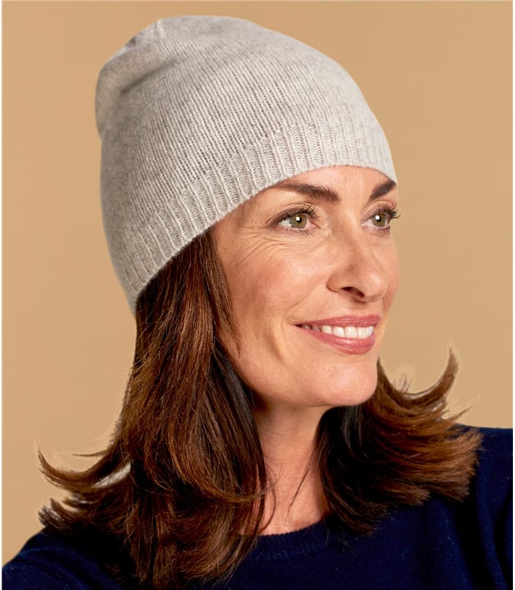 grey cashmere hat