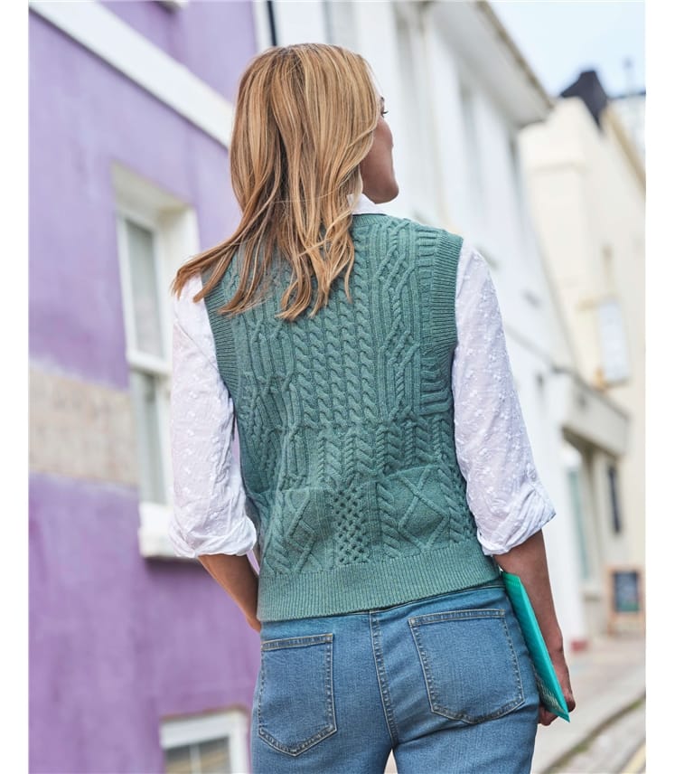 Cable Crew Neck Vest