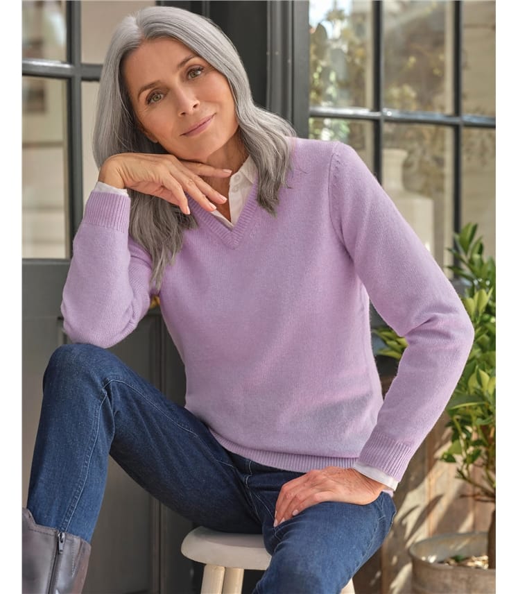 Womens Lambswool V Neck Jumper