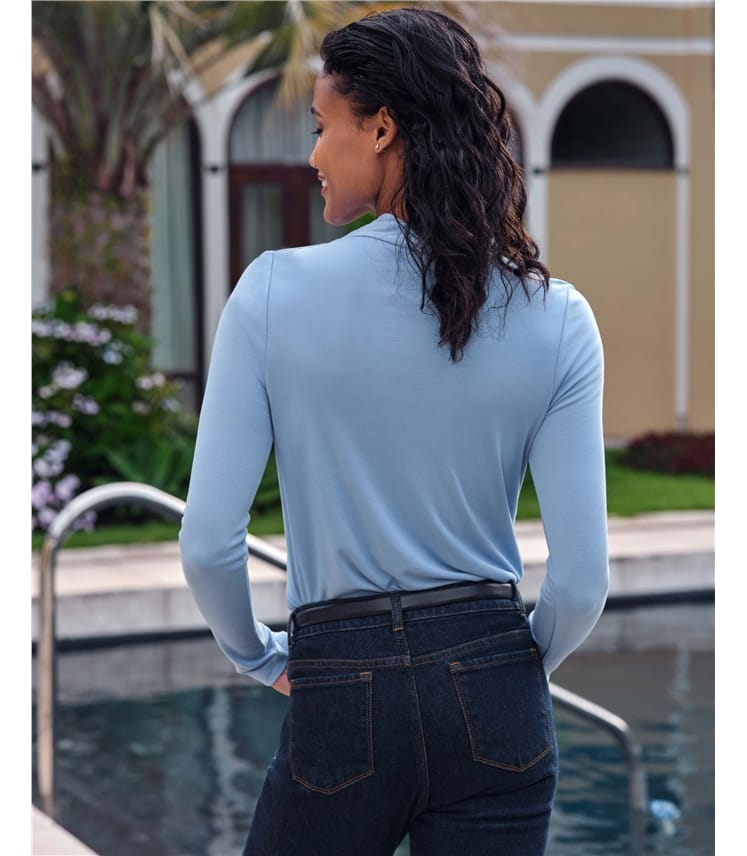 Double Fronted Soft V Top