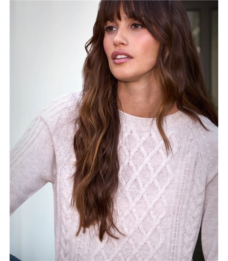Cable Crew Neck Cashmere Sweater