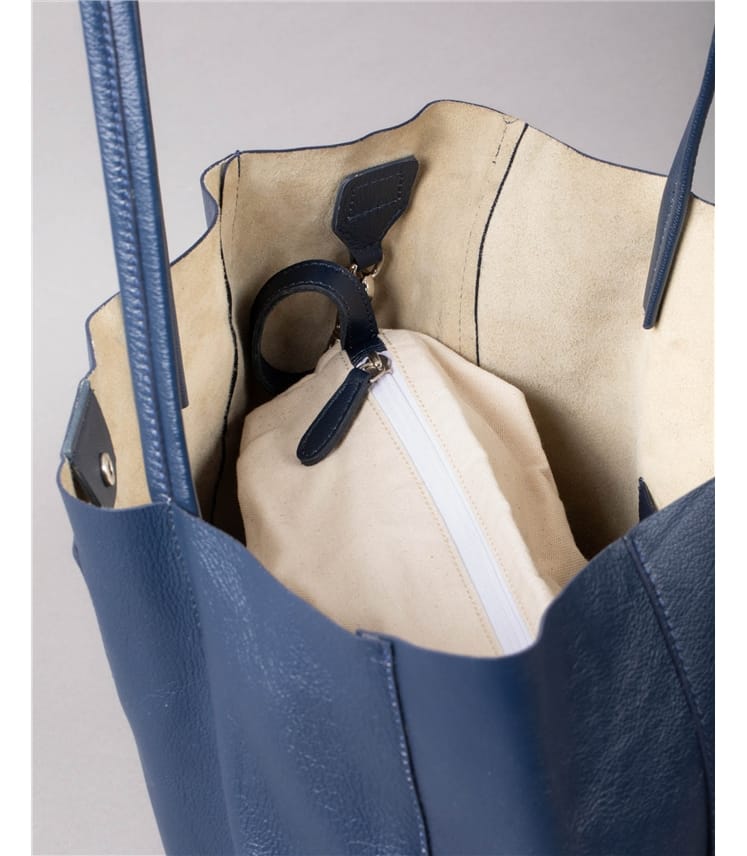 Tarn Leather Bucket Bag