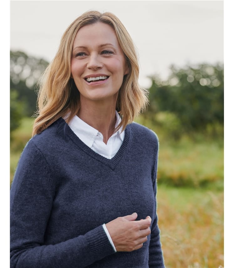 Womens Lambswool V Neck Jumper