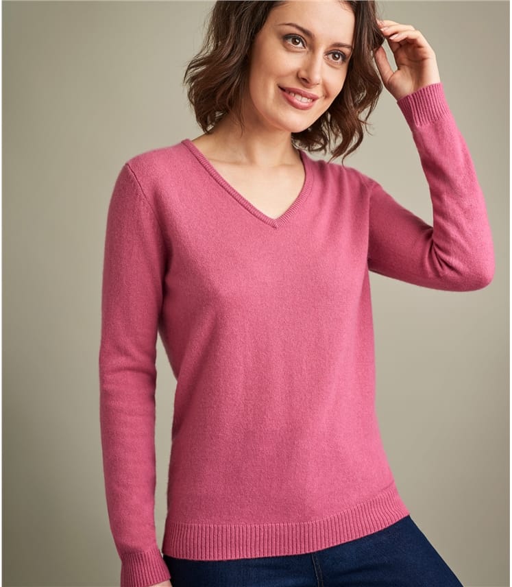 Peony Pink | Womens Pure Cashmere V Neck Jumper | WoolOvers UK