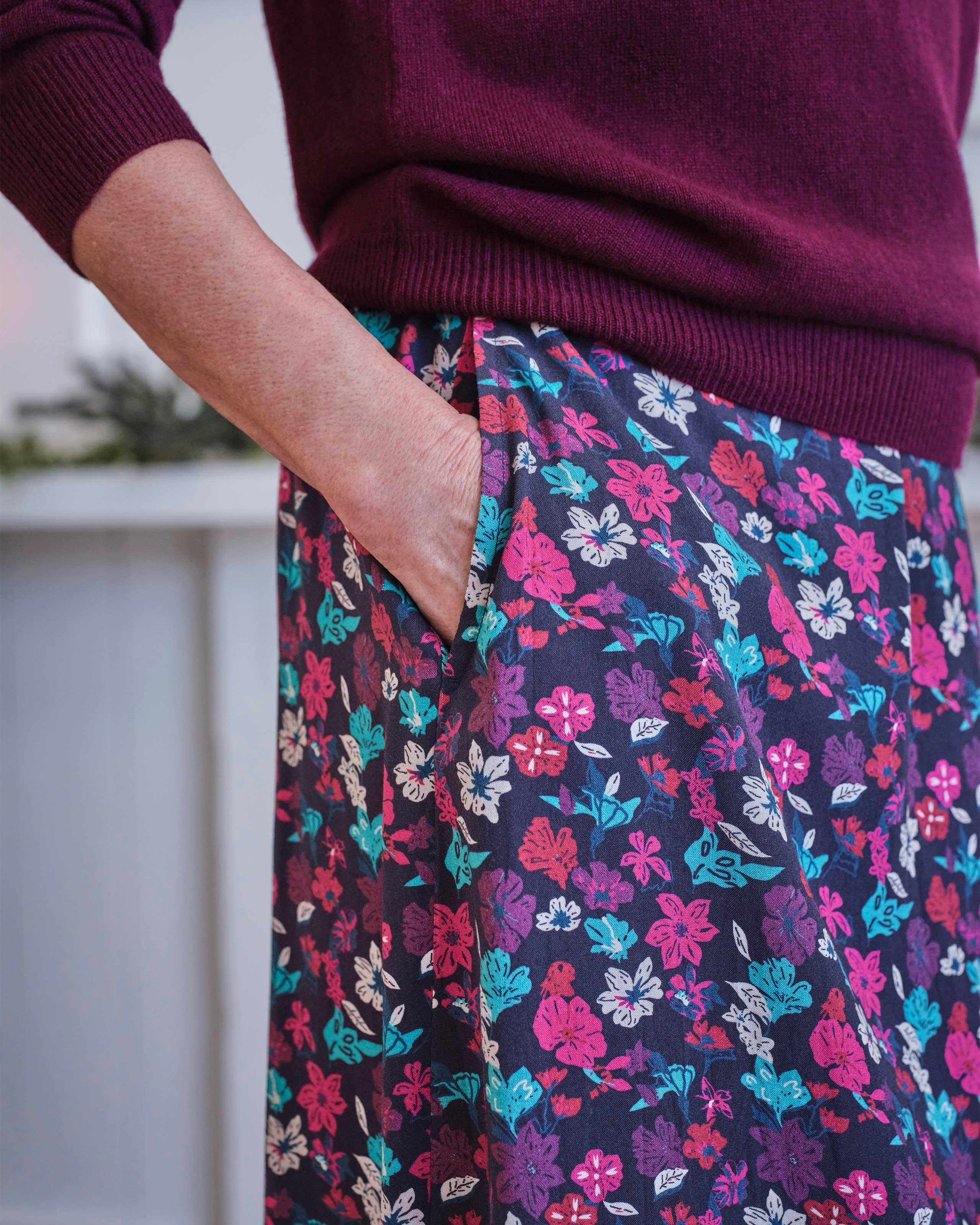 BROWN SUGAR DOT WOVEN SKIRT
