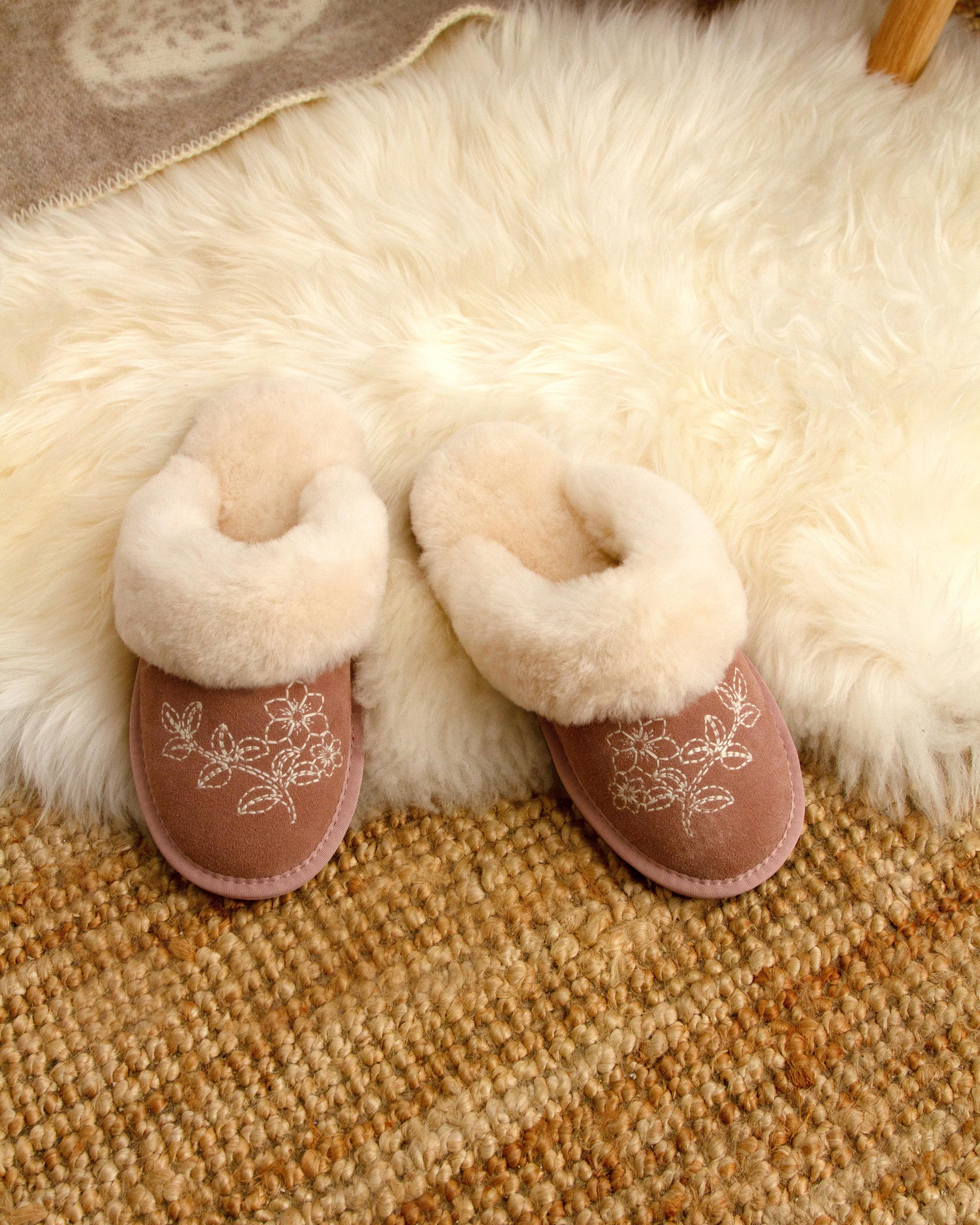 womens novelty slippers