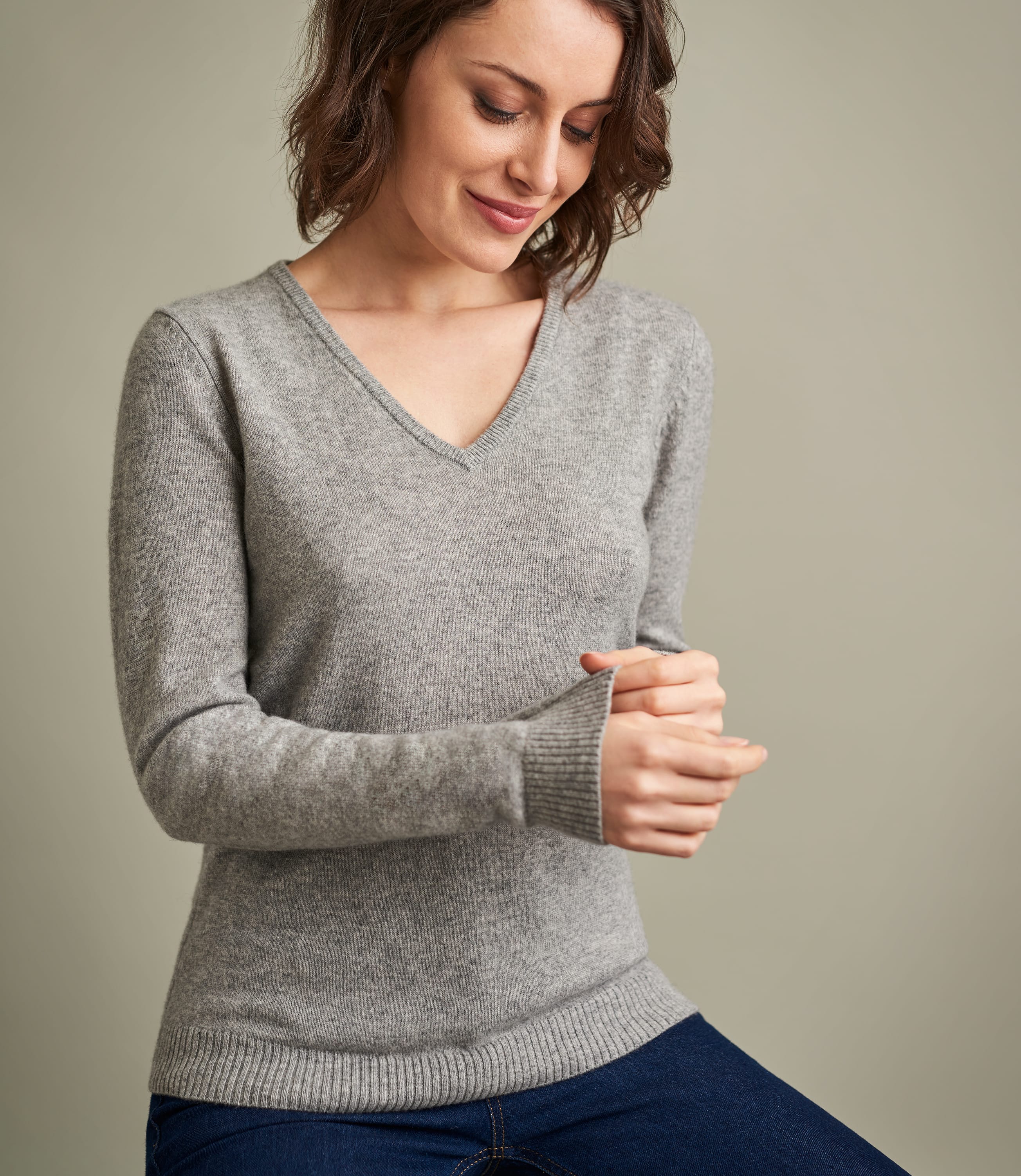 Grey Marl | Womens Pure Cashmere V Neck Jumper | WoolOvers AU
