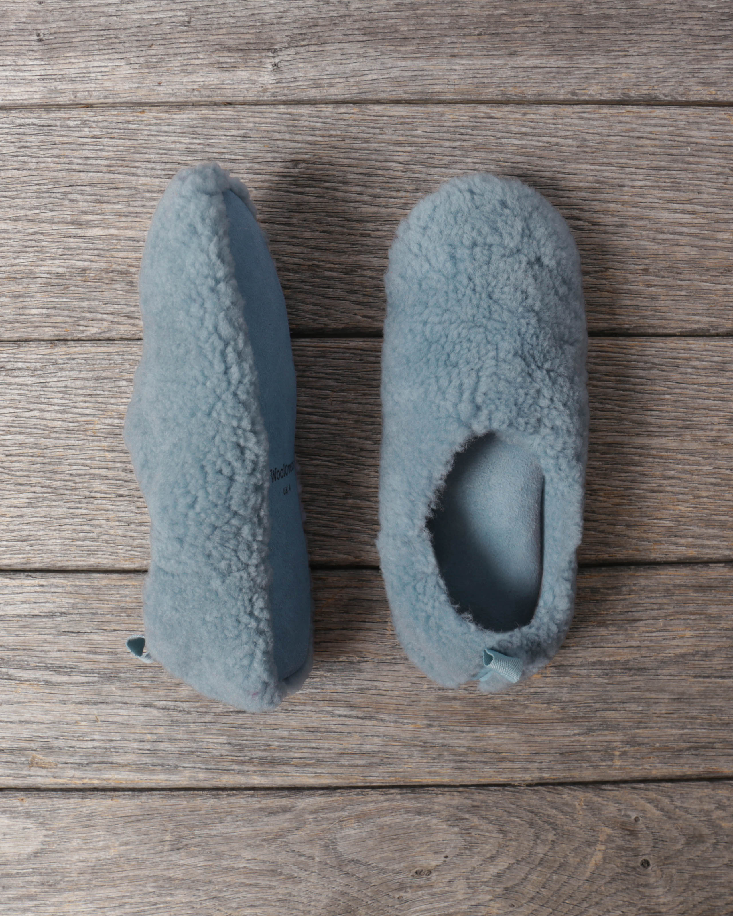 BALLET FLAT SHOES LIGHT BLUE GLOSSY SHEEPSKIN