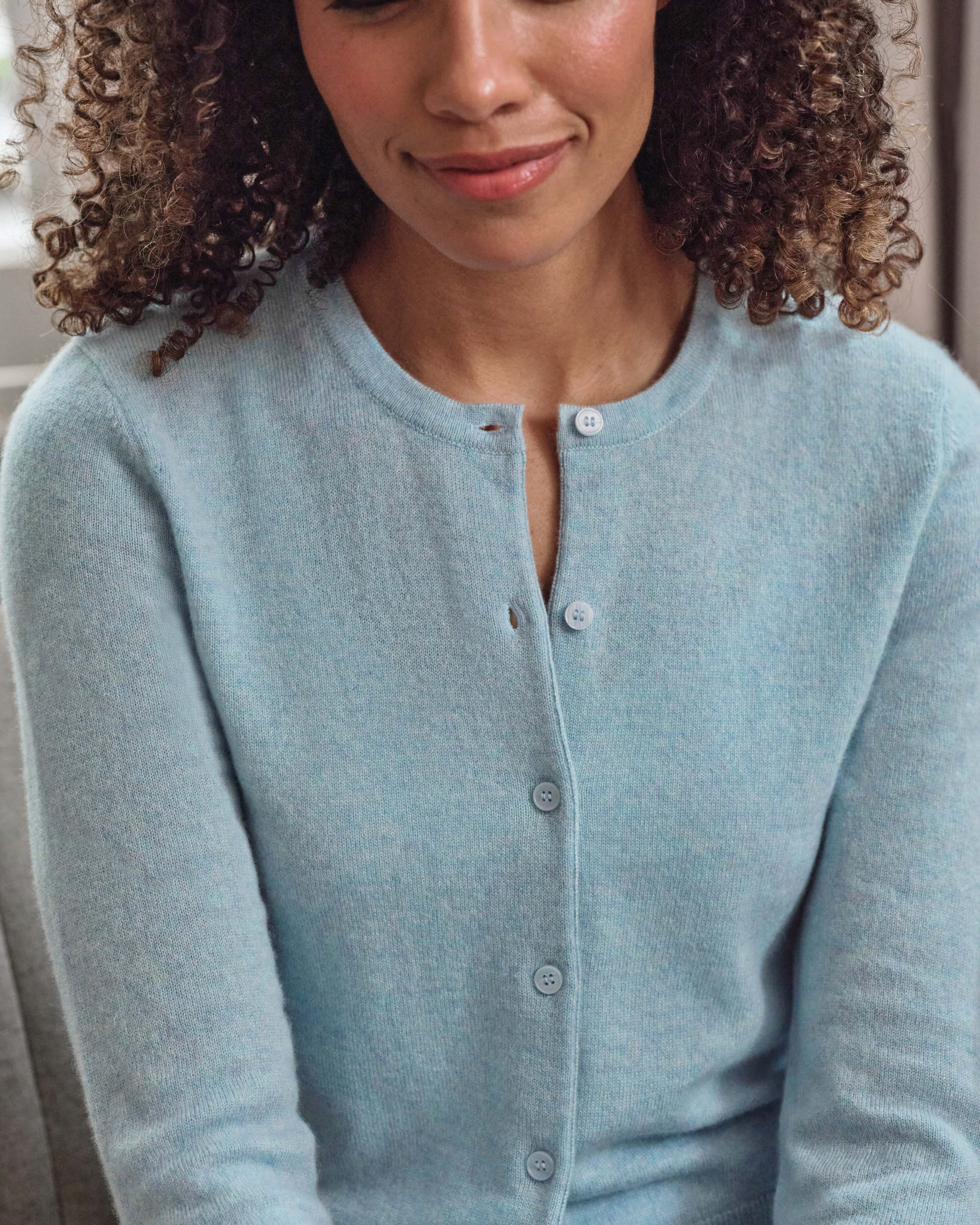 Tasma - Luxurious Cardigan with Artistic Inspiration main image 0