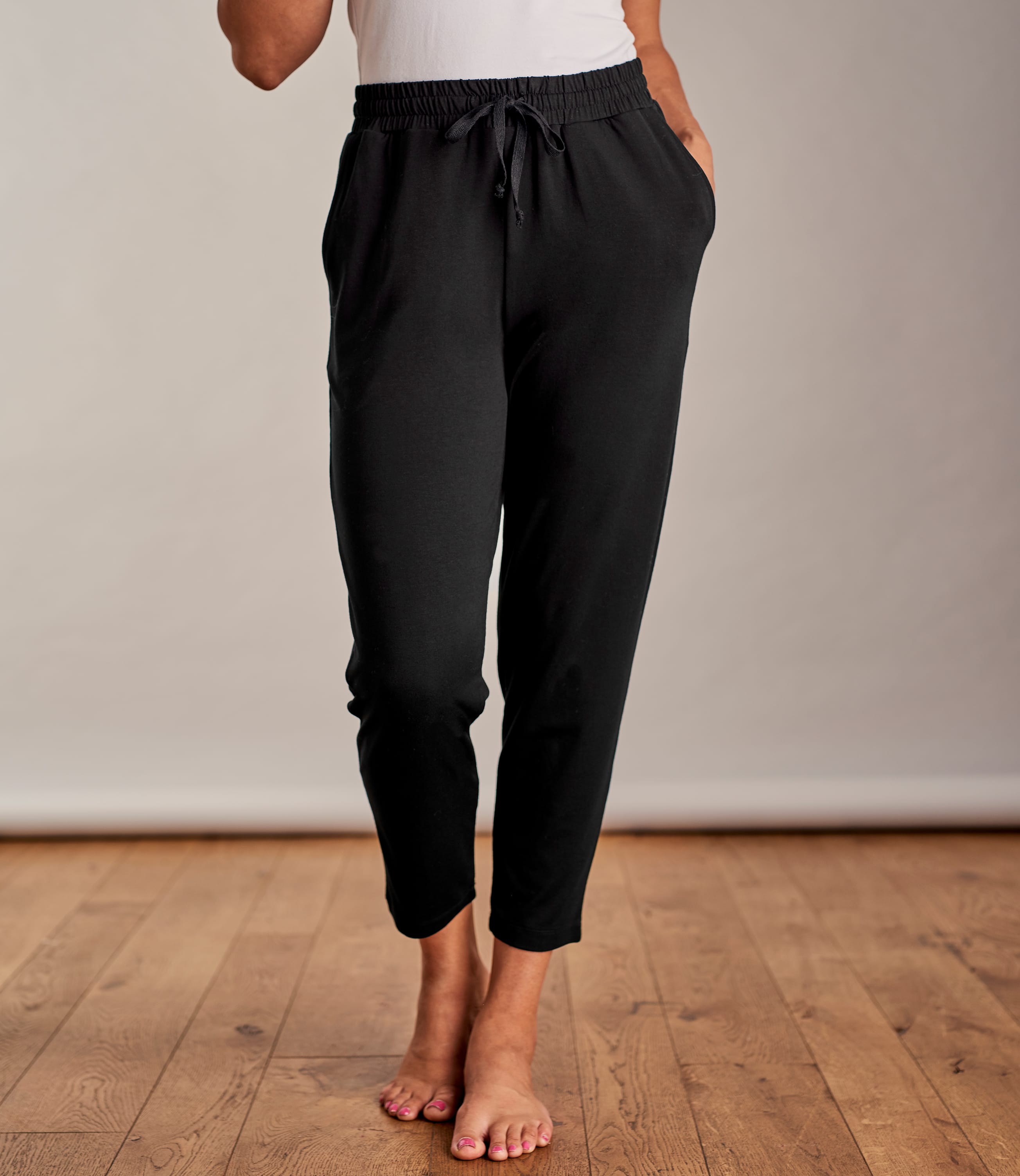 Black | Womens Jersey Joggers | WoolOvers US