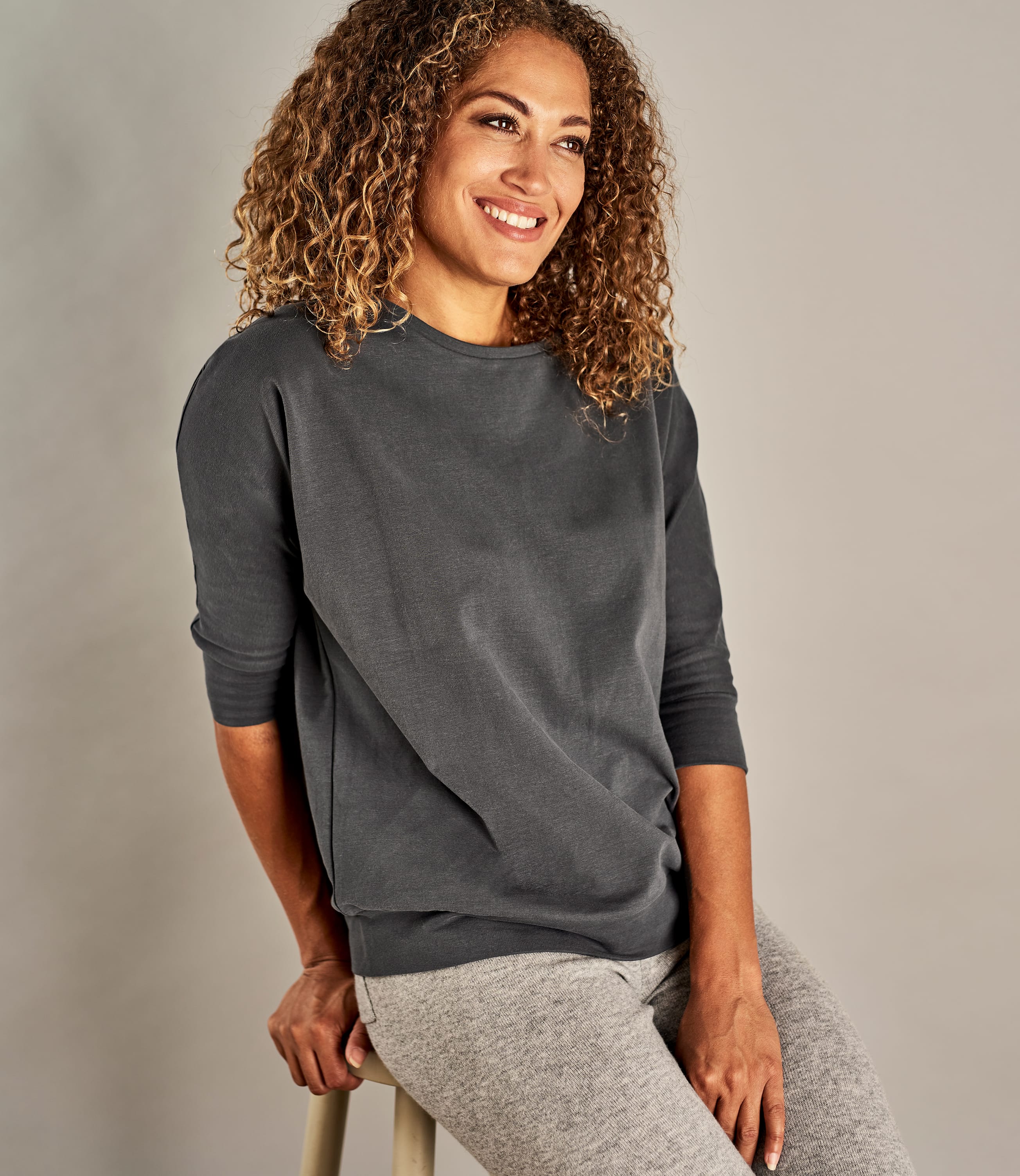 Grey | Womens Oversized Super Soft 3/4 Sleeve Sweatshirt | WoolOvers US