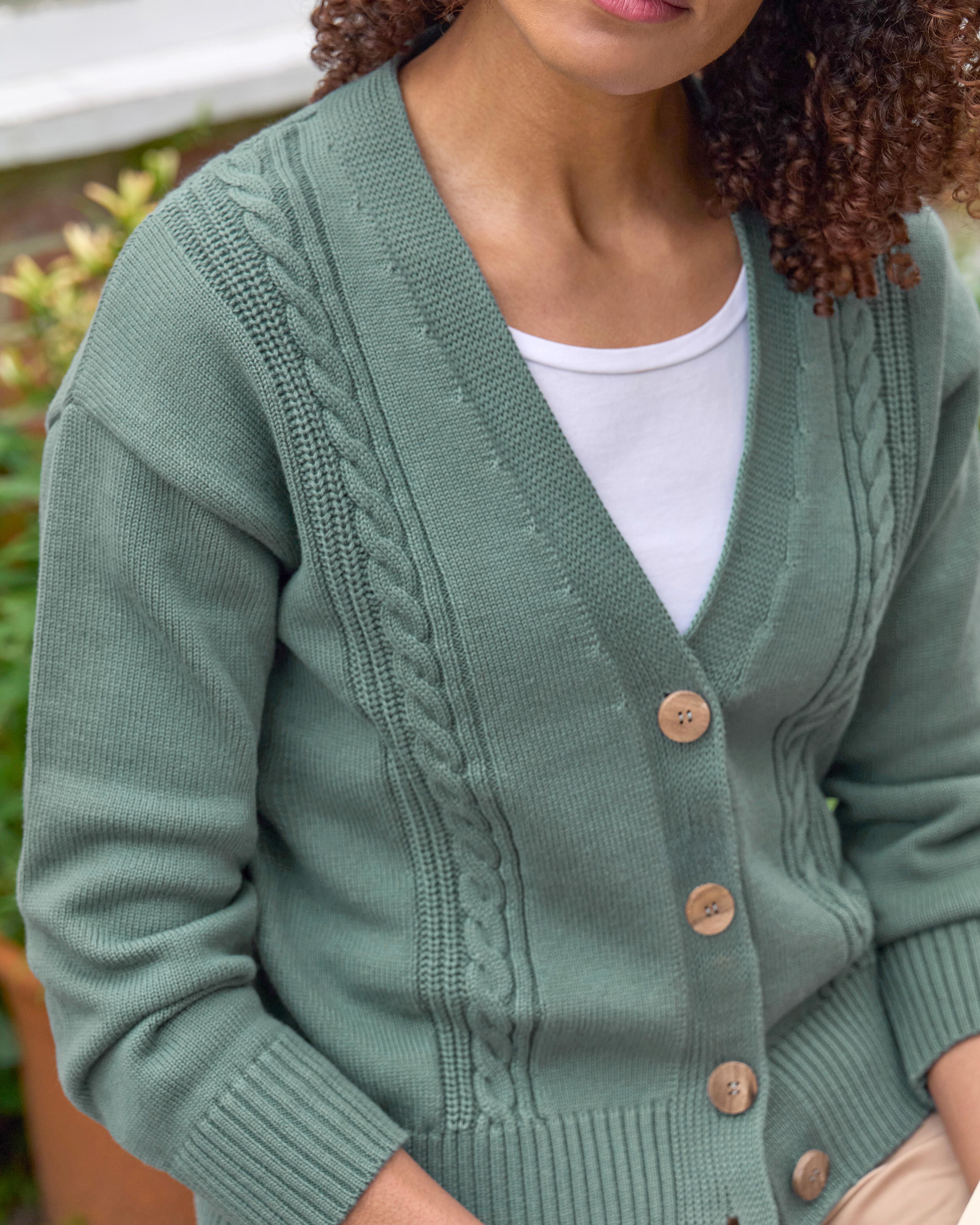 V-Neck Horseshoe Cable Cardigan - Pale Blue main image 1