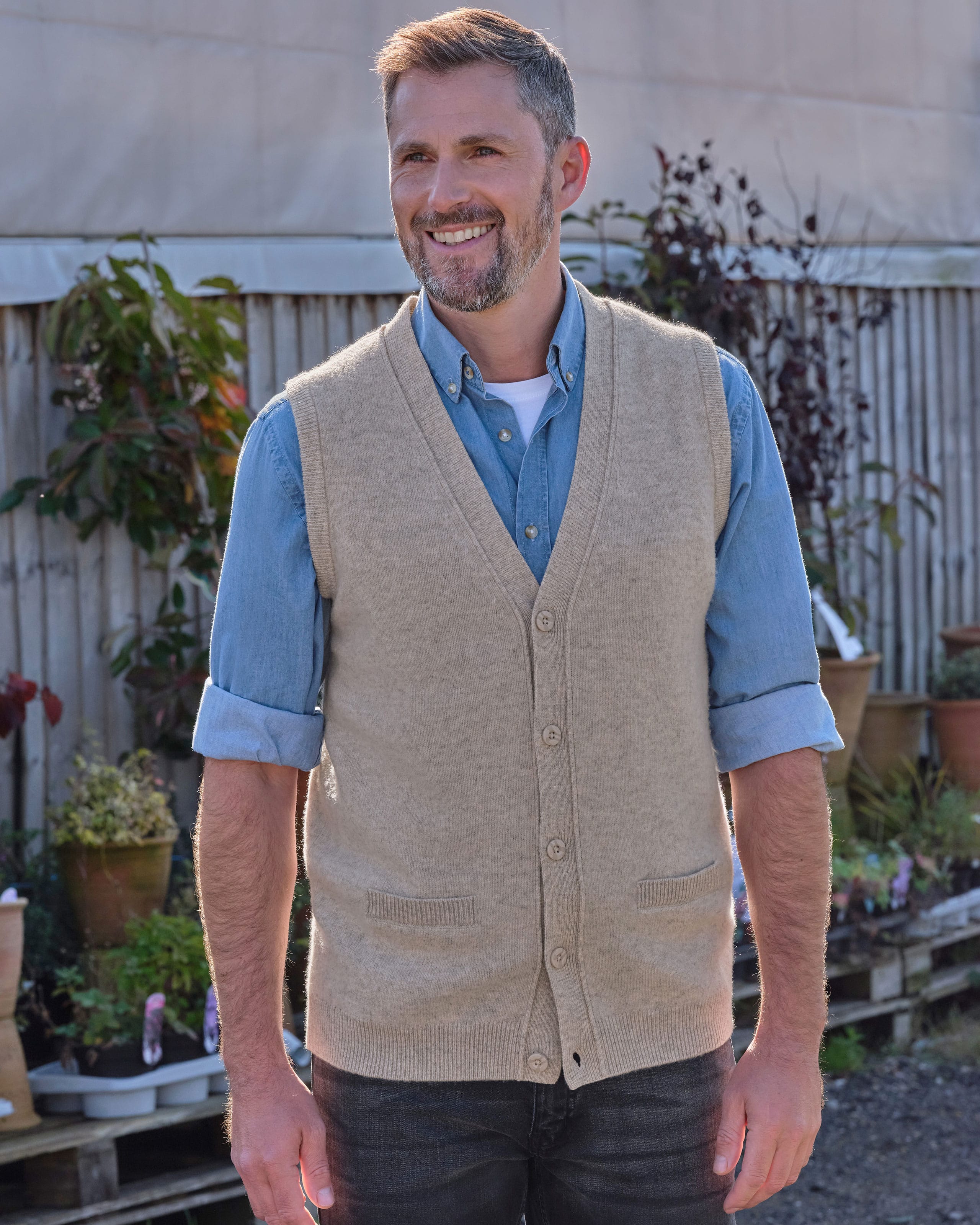 New style lapel thickened warm sleeveless lambswool denim vest main image 0