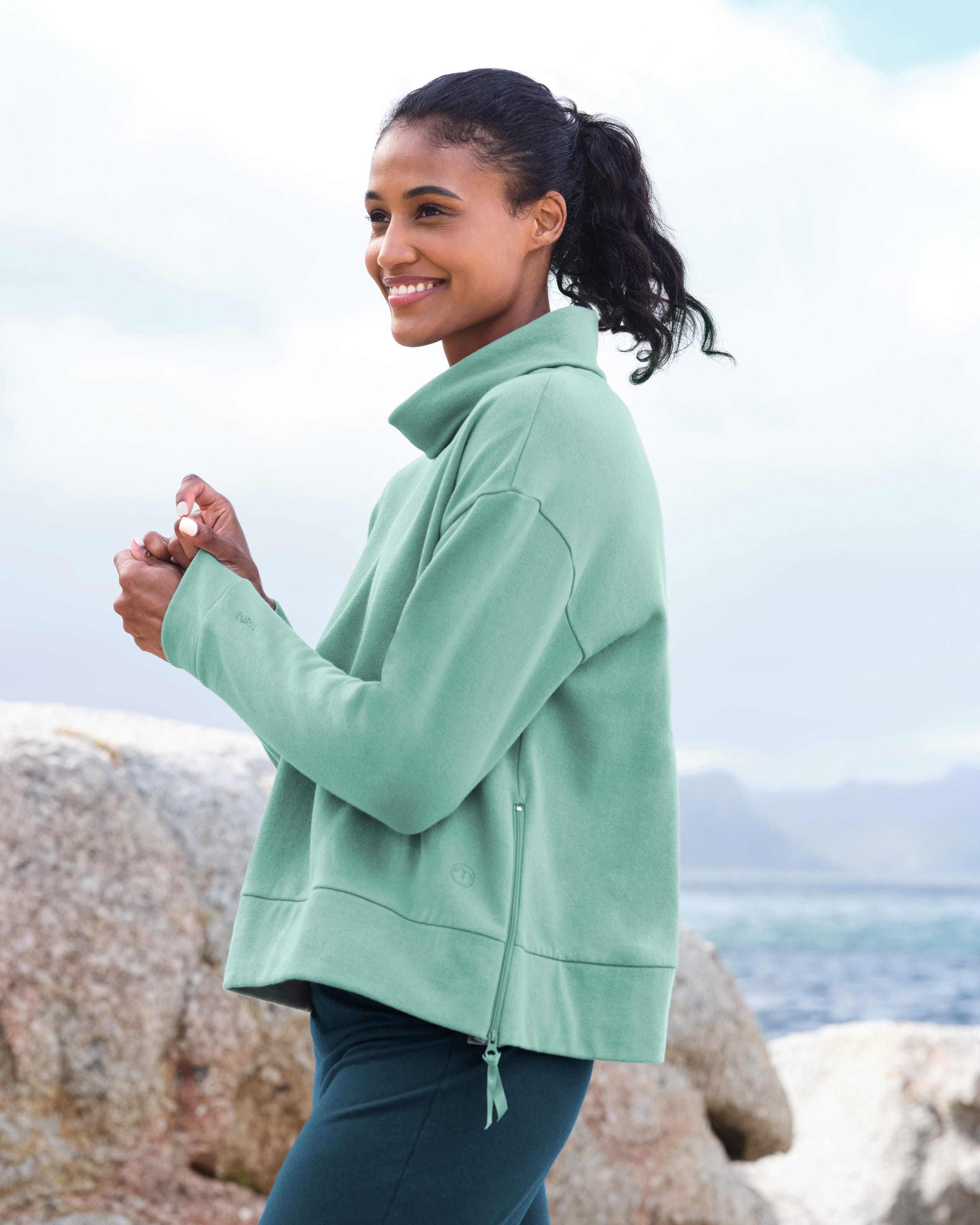 BOXY SWEATSHIRT - WAVE PRINT - ARMY GREEN main image 1