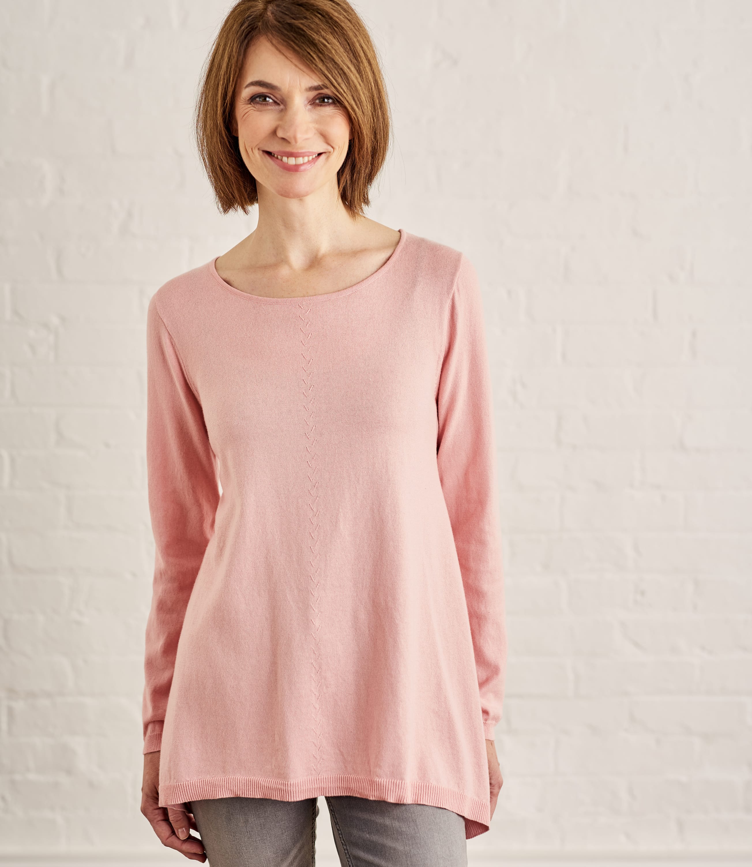 Light Pink | Womens Curved Neck Hanky Hem Jumper | WoolOvers UK