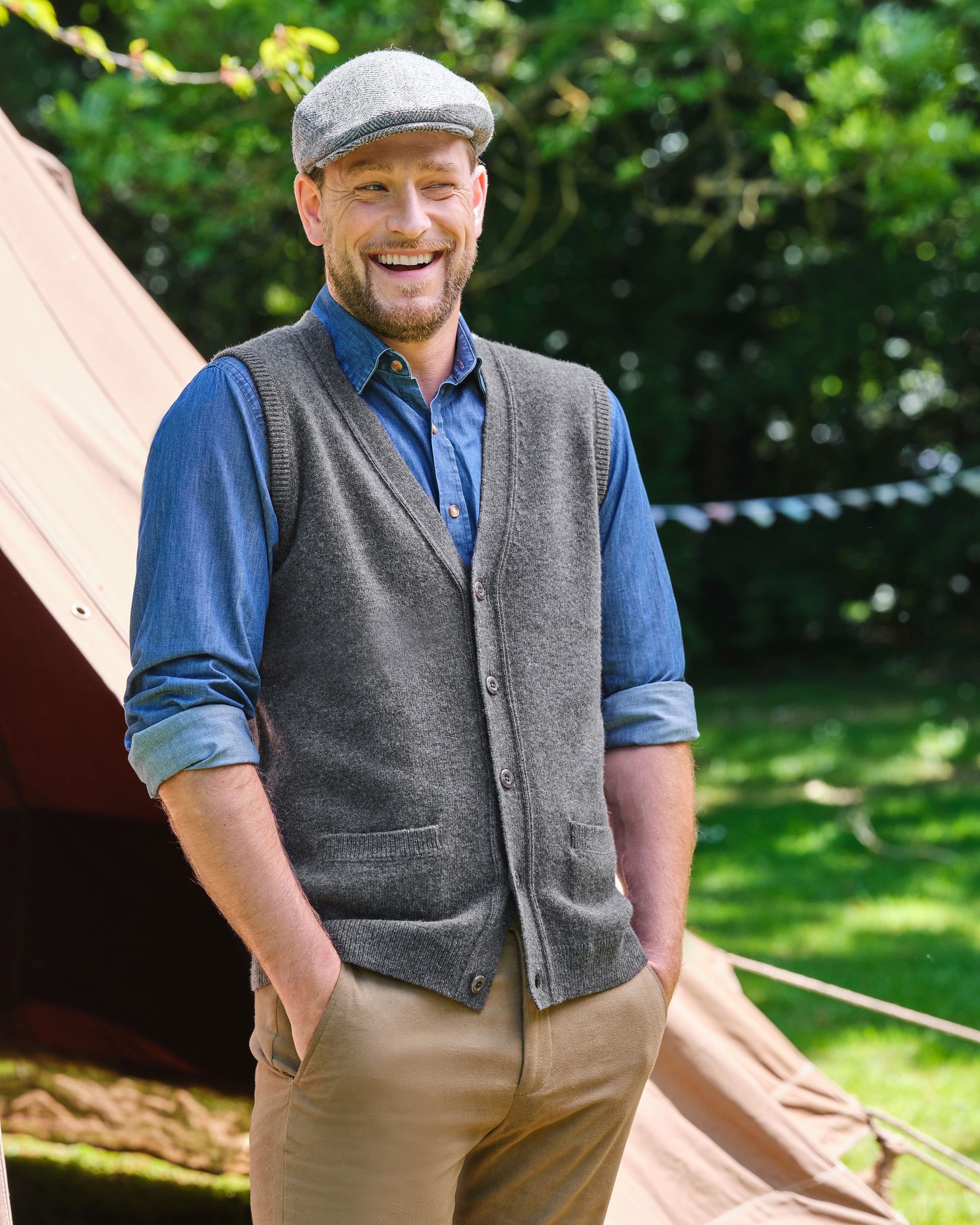 Lambswool Vest - Ice main image 0